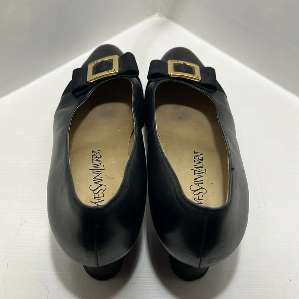 Yves Saint Laurent Shoe - Picture 3 of 7